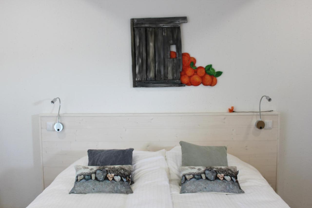 Casa Mama Mia Bed & Breakfast Moncarapacho Bagian luar foto